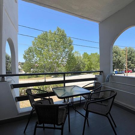 Sirtaki-Siviri Apartments מראה חיצוני תמונה